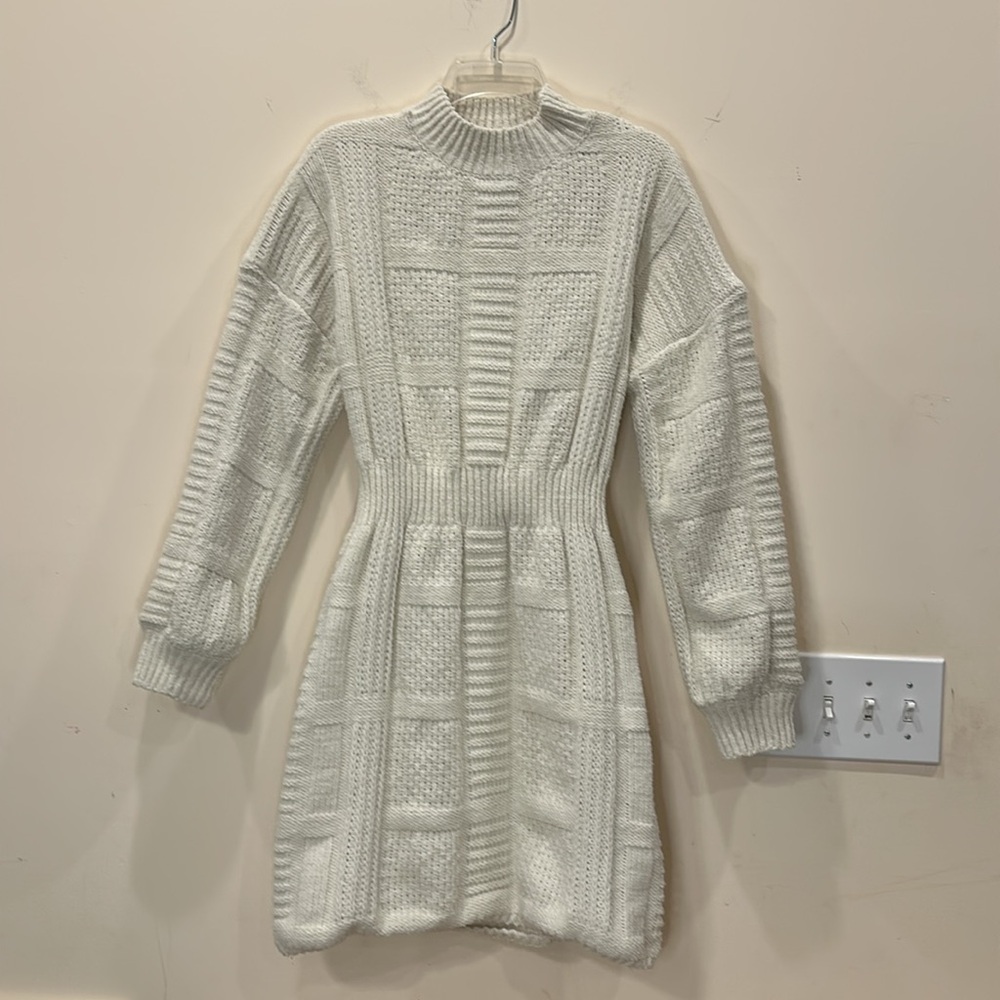 Euc Lulus Patchwork It Cream Cable Knit Cutout Sw… - image 2